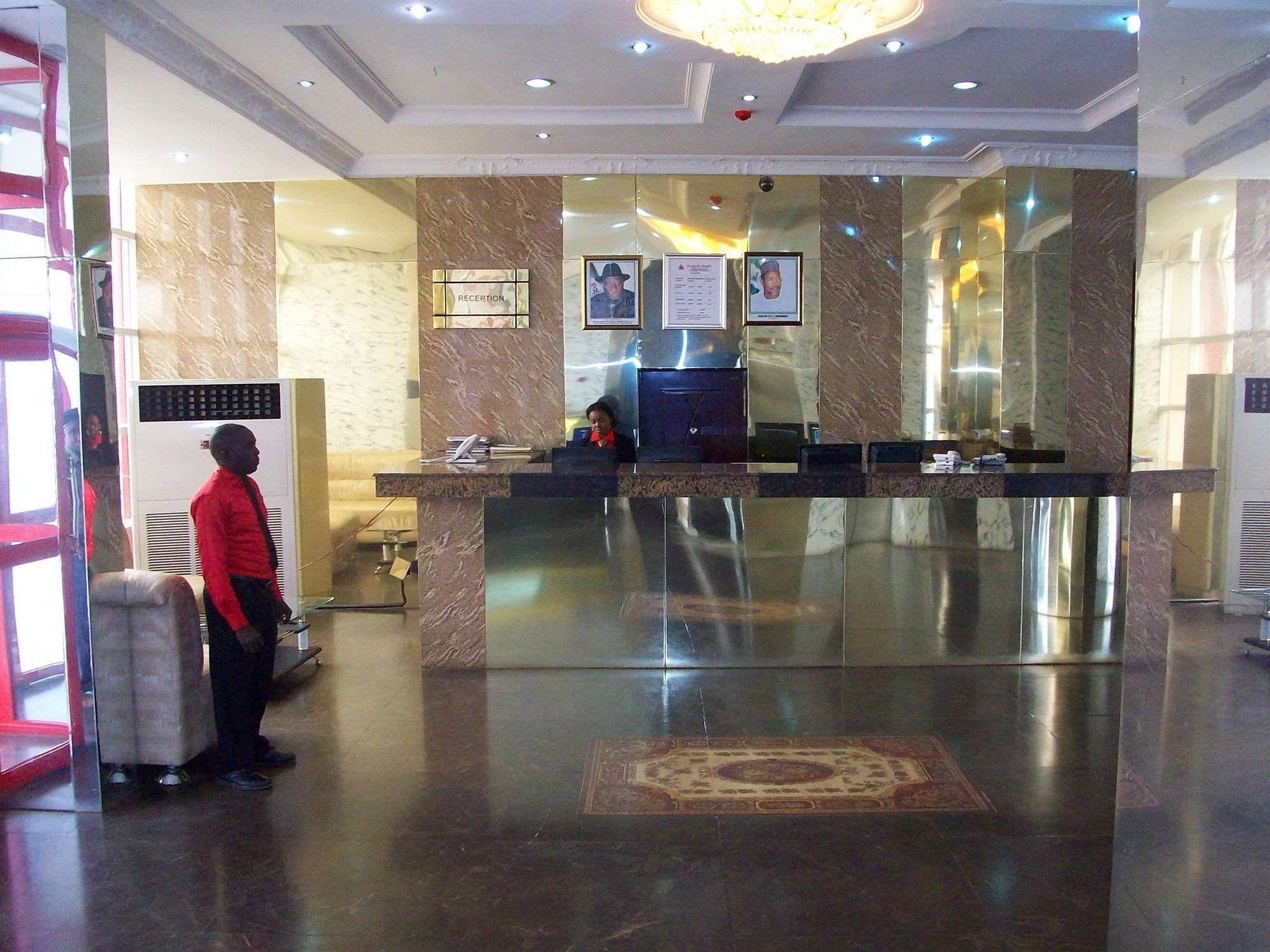 Hotel De Bently Abuja Kültér fotó